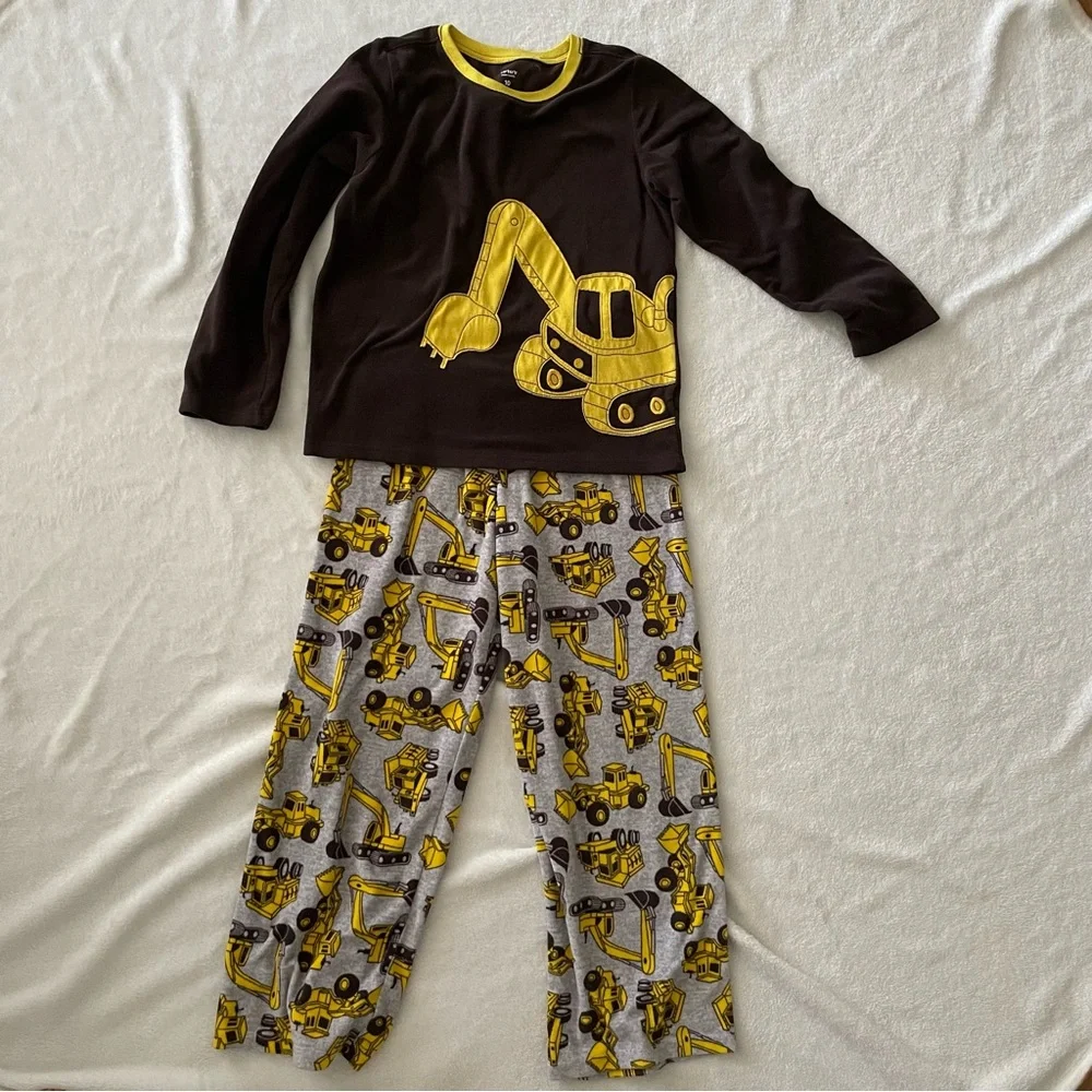 Carters fleece boy’s pajamas 10